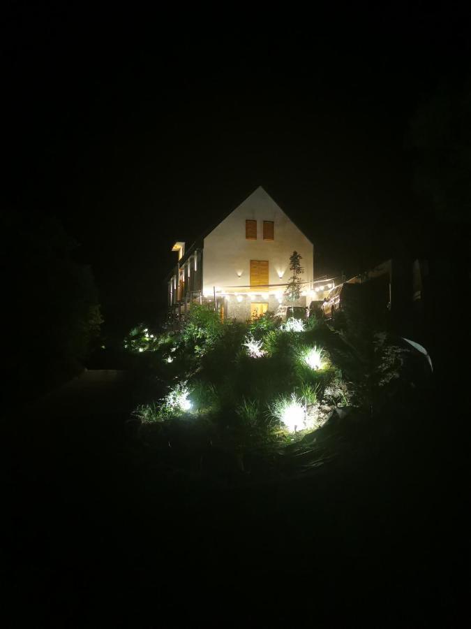 Illaberek Turistaház Sukoró Esterno foto