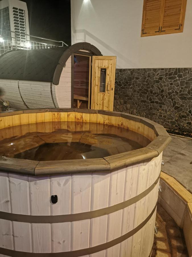 Illaberek Turistaház Sukoró Esterno foto
